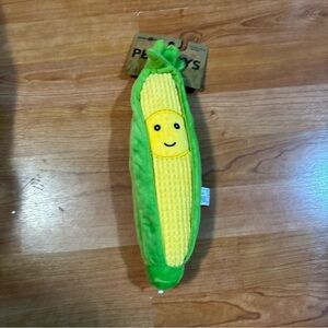 Brand new giftable World Pet Toy corn 🌽 12"